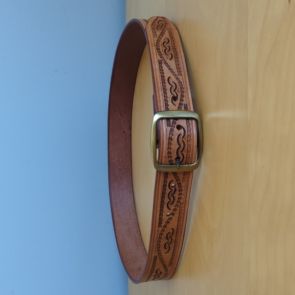 Vintage Tooled Leather Belt, 43" Size 36 US M - Picture 2 of 10
